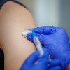 El Condado de Cook Abre el Primero de Varios Sitios de Vacunación
