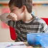 El Gobernador Pritzker Firma Legislación para Proteger a los Niños de Alergias Severas